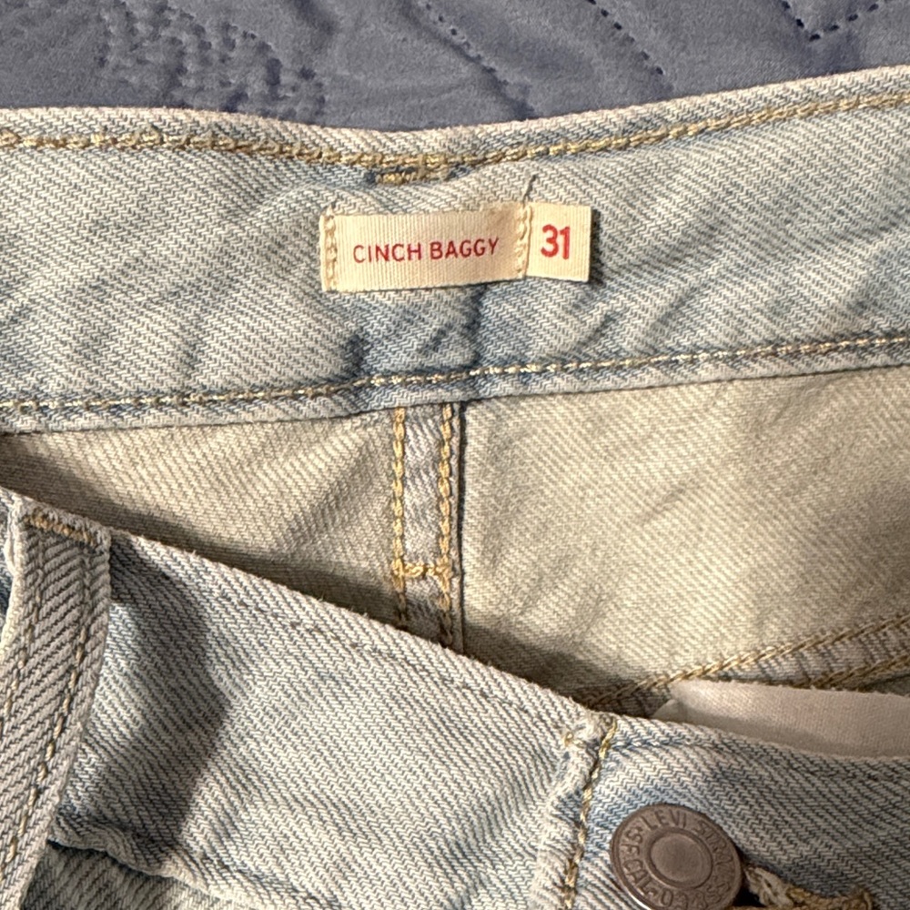 Levi's High Rise Cinch Baggy Jeans - Picture 6 of 9
